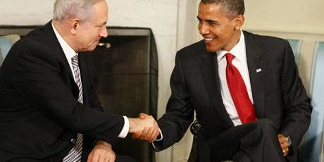 Netanyau and Obama shake hands